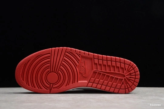 1 Air 555088-062 Jordan Bloodline 555088-062 0523